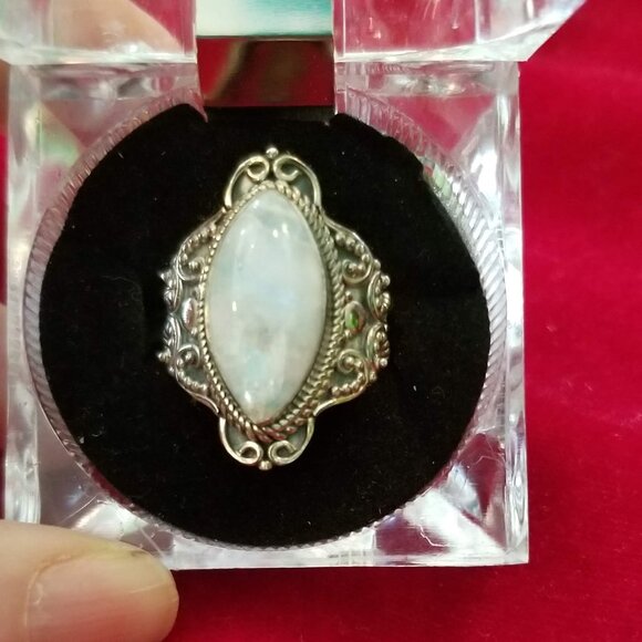 NWOT Silver 925  moonstone ring - Picture 3 of 12